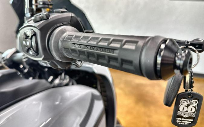 2026 Harley-Davidson® Pan America® 1250 ST Dark Billiard Gray