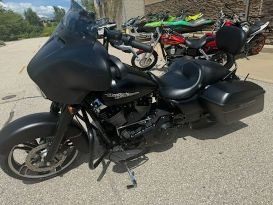 2016 Harley-Davidson FLHX - Street Glide