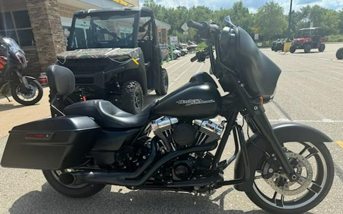 2016 Harley-Davidson FLHX - Street Glide