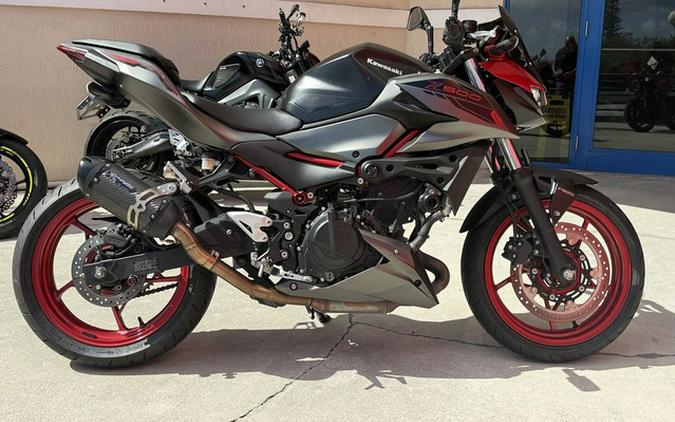 2024 Kawasaki Z500 SE ABS