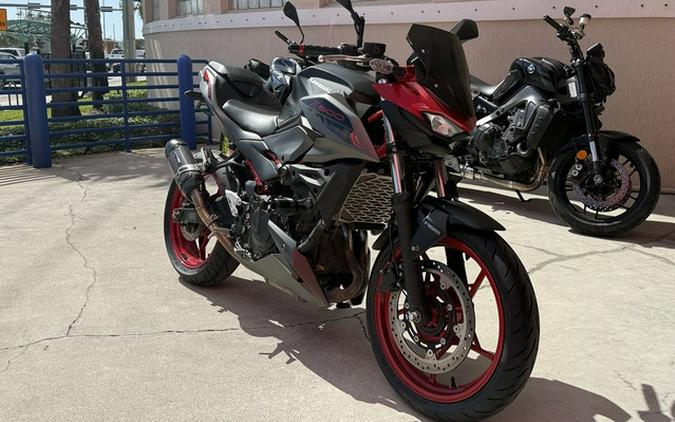 2024 Kawasaki Z500 SE ABS