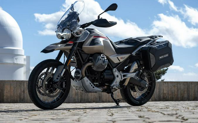 2027 Moto Guzzi V85 TT Travel