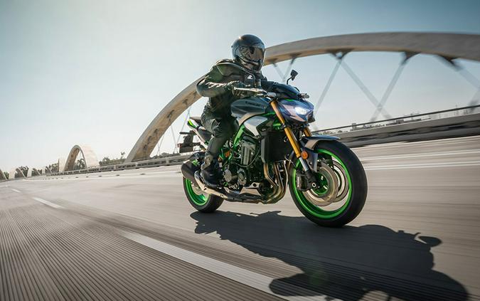 2025 Kawasaki Z900 SE ABS