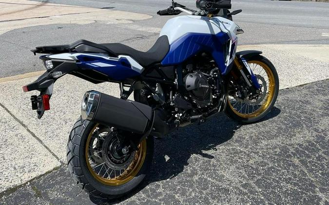 2024 Suzuki V-Strom 800DE