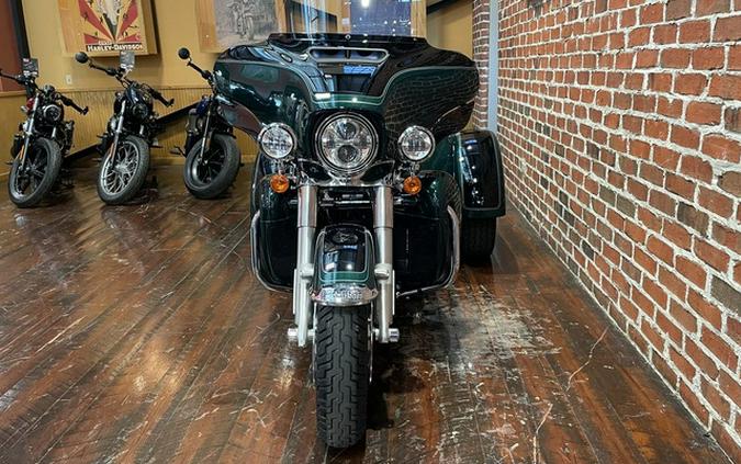 2024 Harley-Davidson Trike FLHTCUTG - Tri Glide Ultra