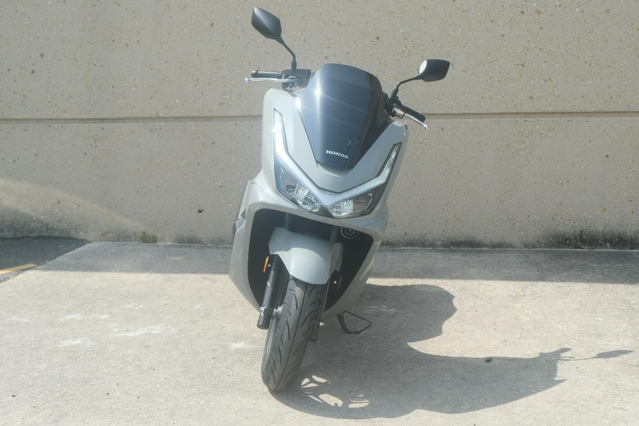2025 HONDA PCX