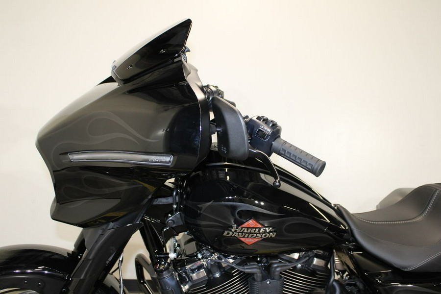 2025 Harley-Davidson® FLHX - Street Glide®