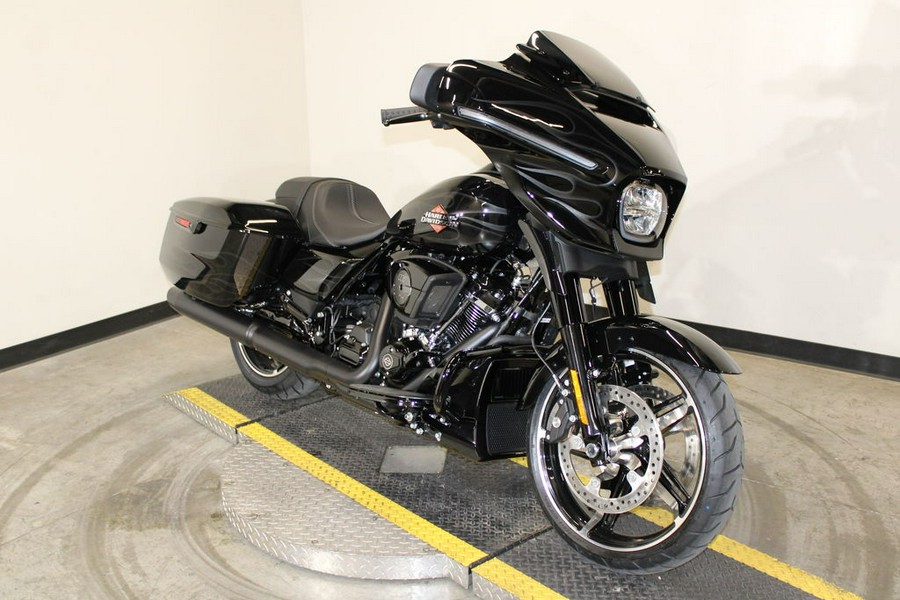 2025 Harley-Davidson® FLHX - Street Glide®