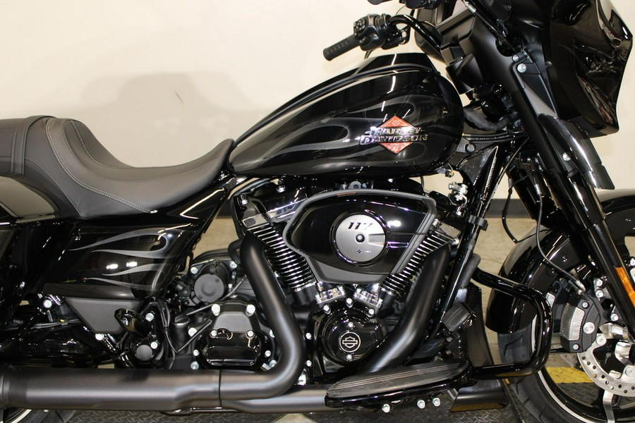 2025 Harley-Davidson® FLHX - Street Glide®