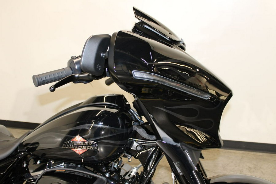 2025 Harley-Davidson® FLHX - Street Glide®