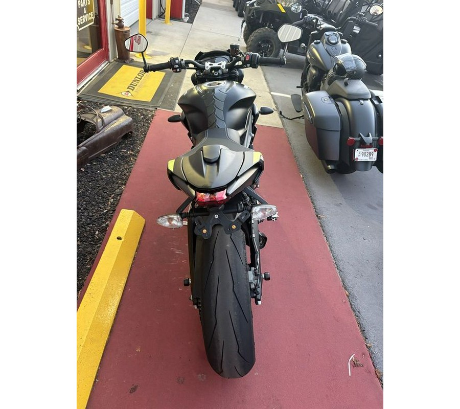 2022 Triumph Street Triple RS Matte Jet Black