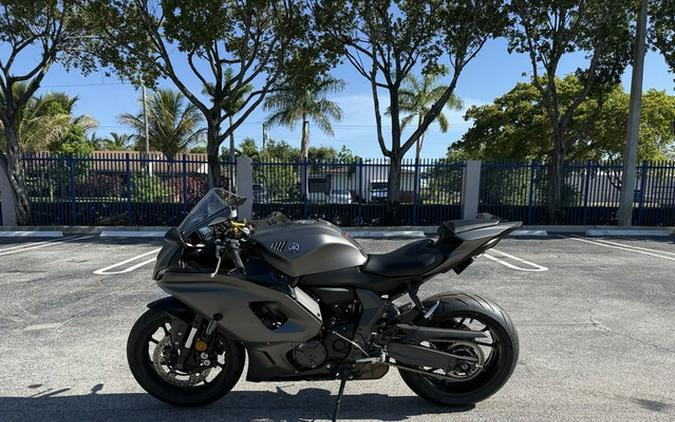 2024 Yamaha YZF R7