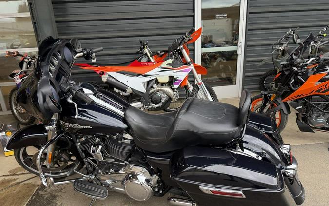 2020 Harley-Davidson® FLHX - Street Glide®