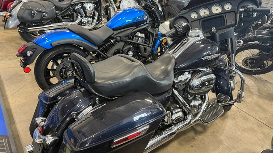 2020 Harley-Davidson Street Glide Base