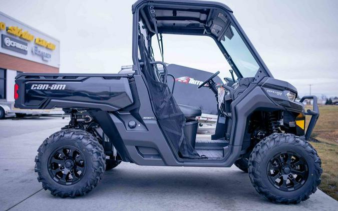 2024 Can-Am® Defender XT HD10