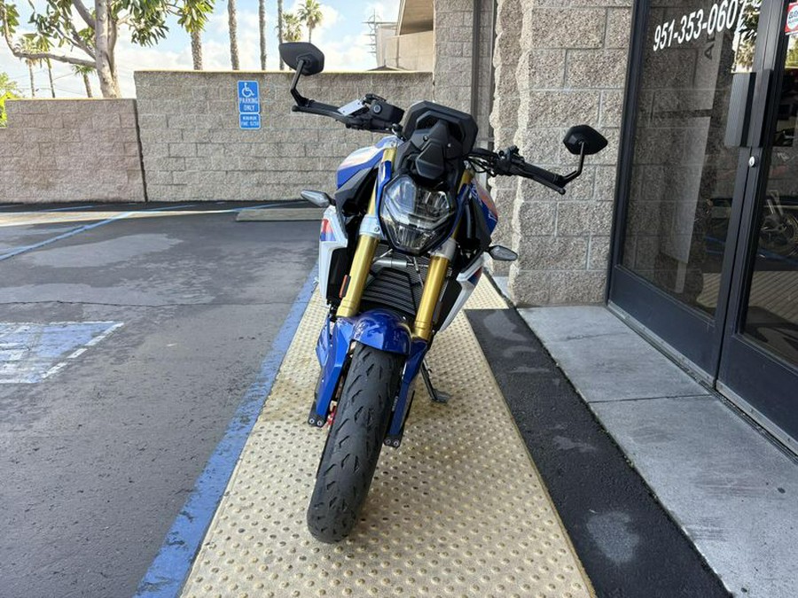 New 2025 BMW F 900 R