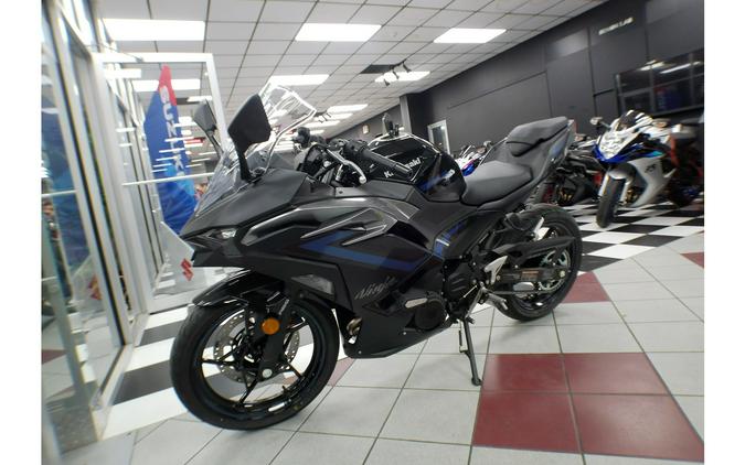 2025 Kawasaki Ninja 500