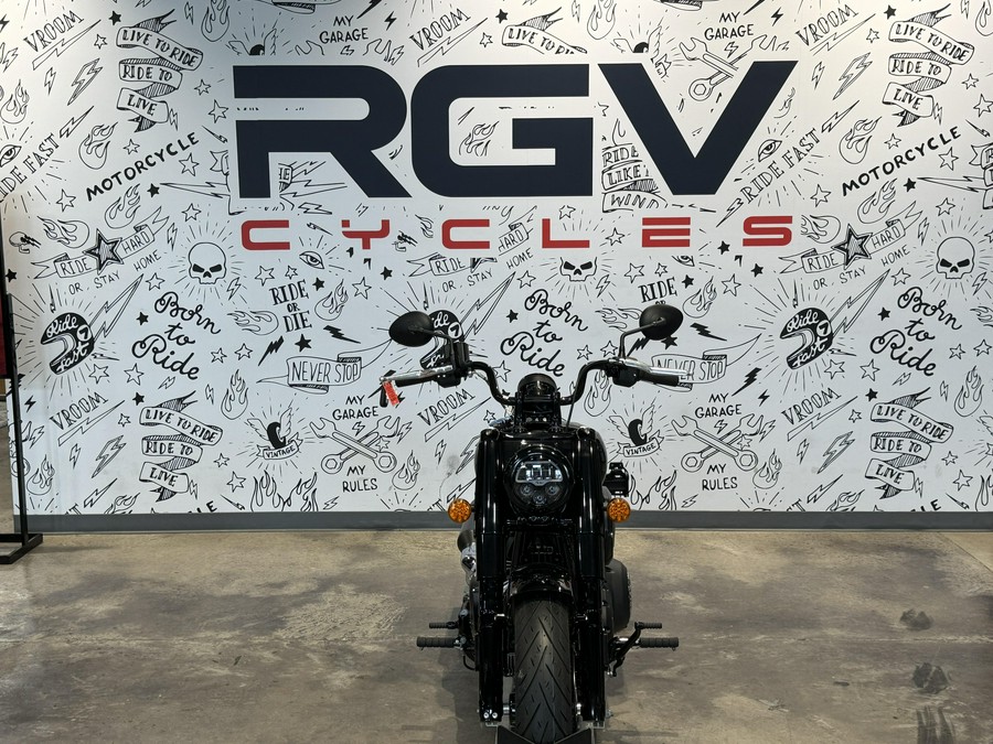 2026 Indian Motorcycle CHIEF BOBBER