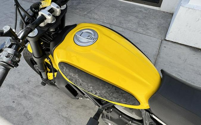 2017 Ducati Scrambler Icon '62 Yellow