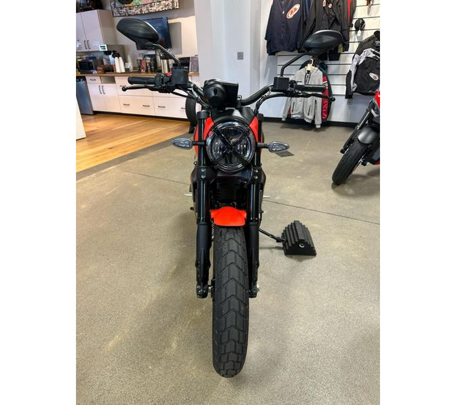 2024 Ducati Scrambler Full throttle
