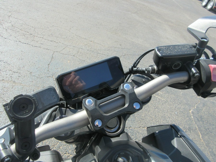 2023 HONDA CB650R ABS