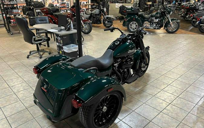 2024 Harley-Davidson Freewheeler Alpine Green / Vivid Black