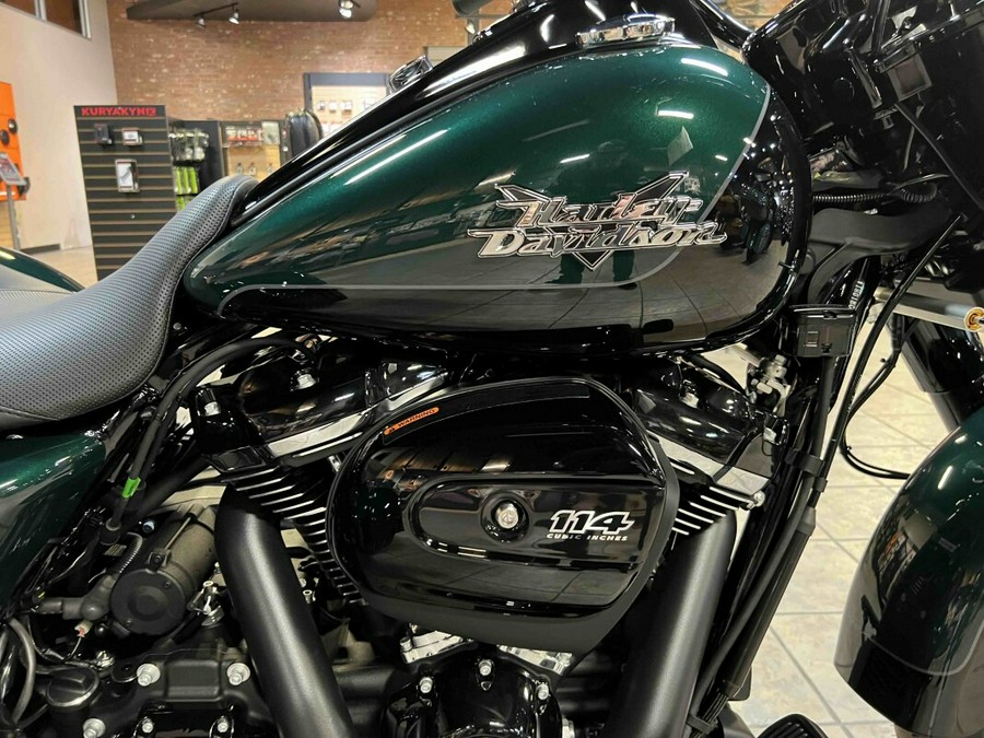 2024 Harley-Davidson Freewheeler Alpine Green / Vivid Black