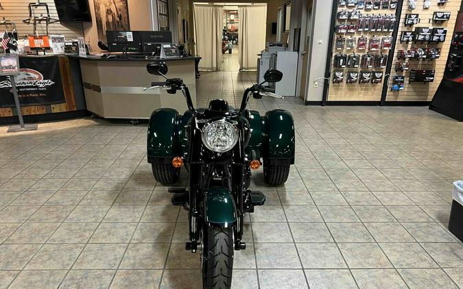 2024 Harley-Davidson Freewheeler Alpine Green / Vivid Black