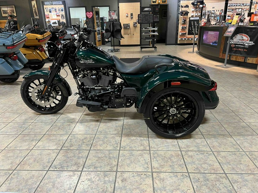 2024 Harley-Davidson Freewheeler Alpine Green / Vivid Black