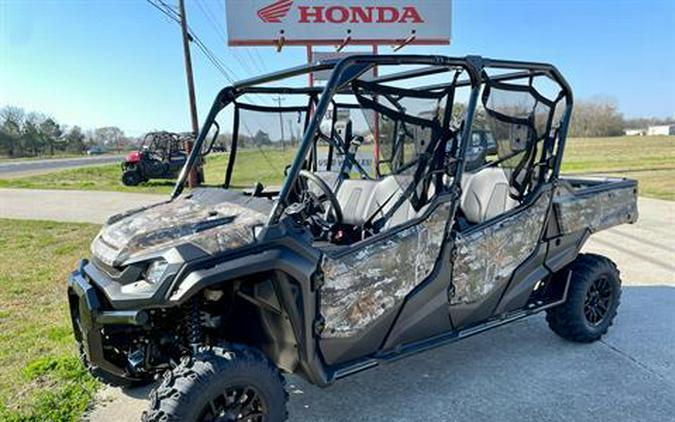 2024 Honda Pioneer 1000-6 Deluxe Crew