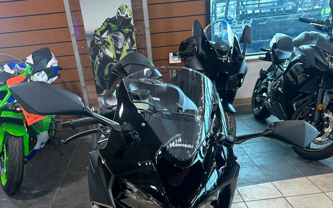 2024 Kawasaki Ninja ZX-6R ABS KRT Edition