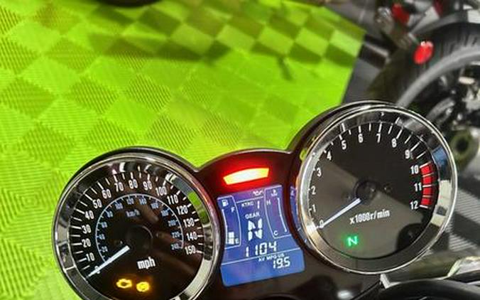 2025 Kawasaki Z900RS ABS