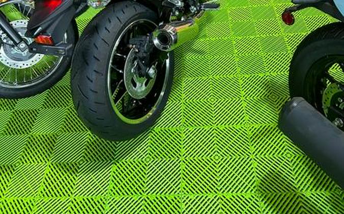 2025 Kawasaki Z900RS ABS
