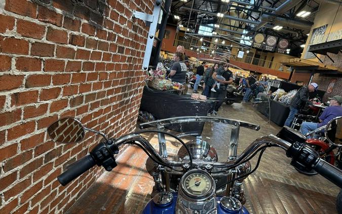 2017 Harley-Davidson Softail FLSTC - Heritage Classic