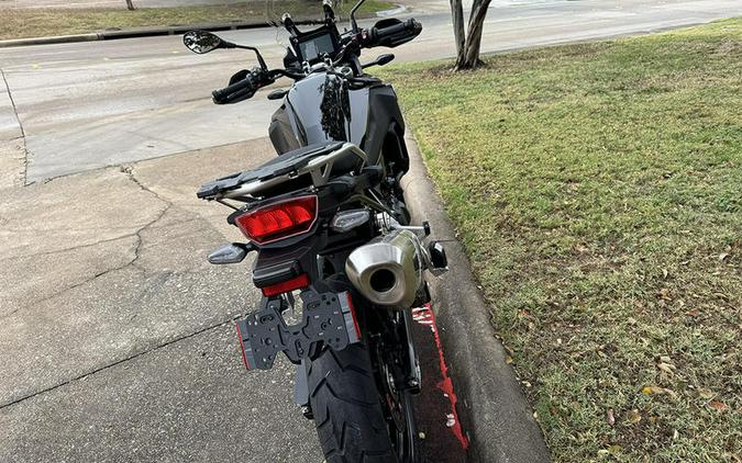 2026 BMW F 800 GS Triple Black Low Seat