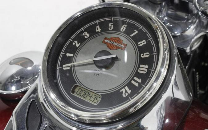 2017 Harley-Davidson® FLSTC - Heritage Softail® Classic