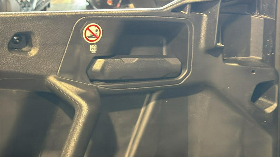 2026 Can-Am® Maverick Sport X rc 1000R