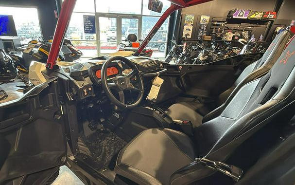 2026 Can-Am® Maverick Sport X rc 1000R