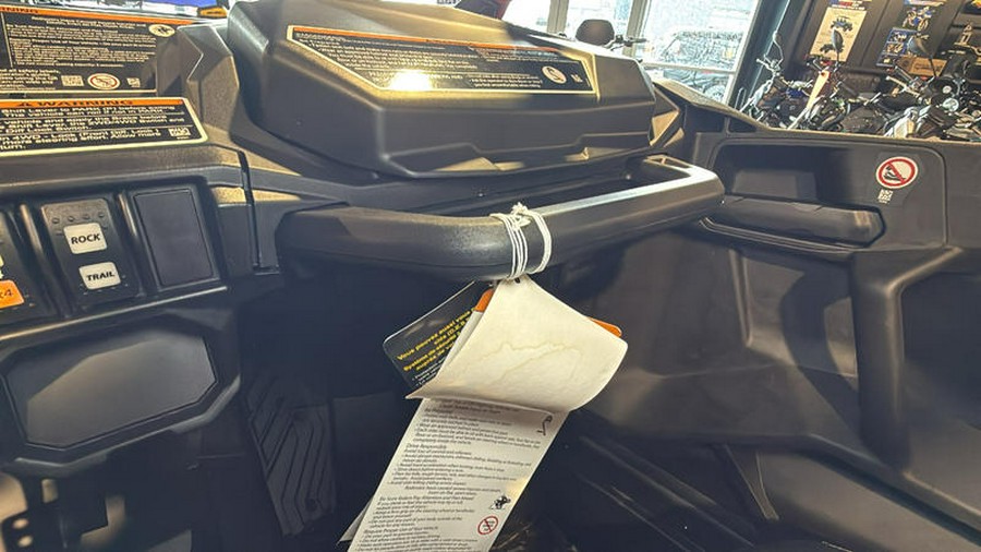 2026 Can-Am® Maverick Sport X rc 1000R