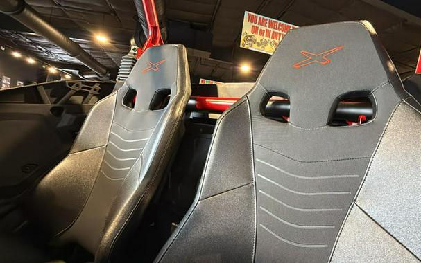 2026 Can-Am® Maverick Sport X rc 1000R