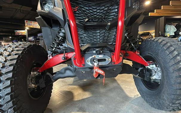 2026 Can-Am® Maverick Sport X rc 1000R