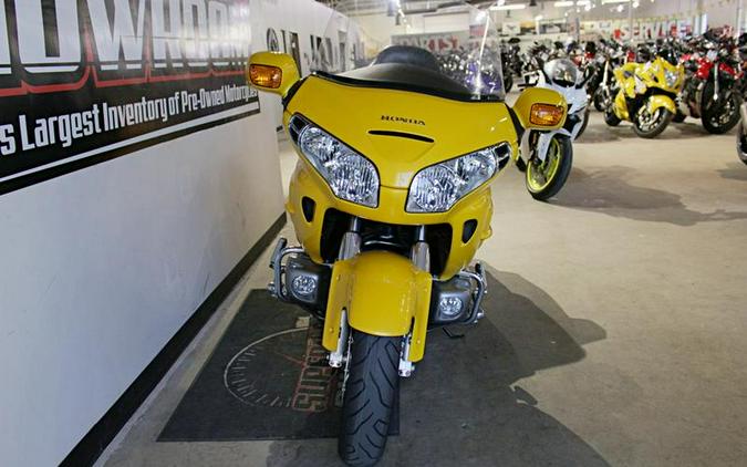 2002 Honda GOLD WING