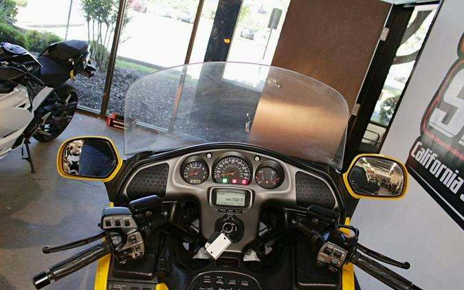 2002 Honda GOLD WING