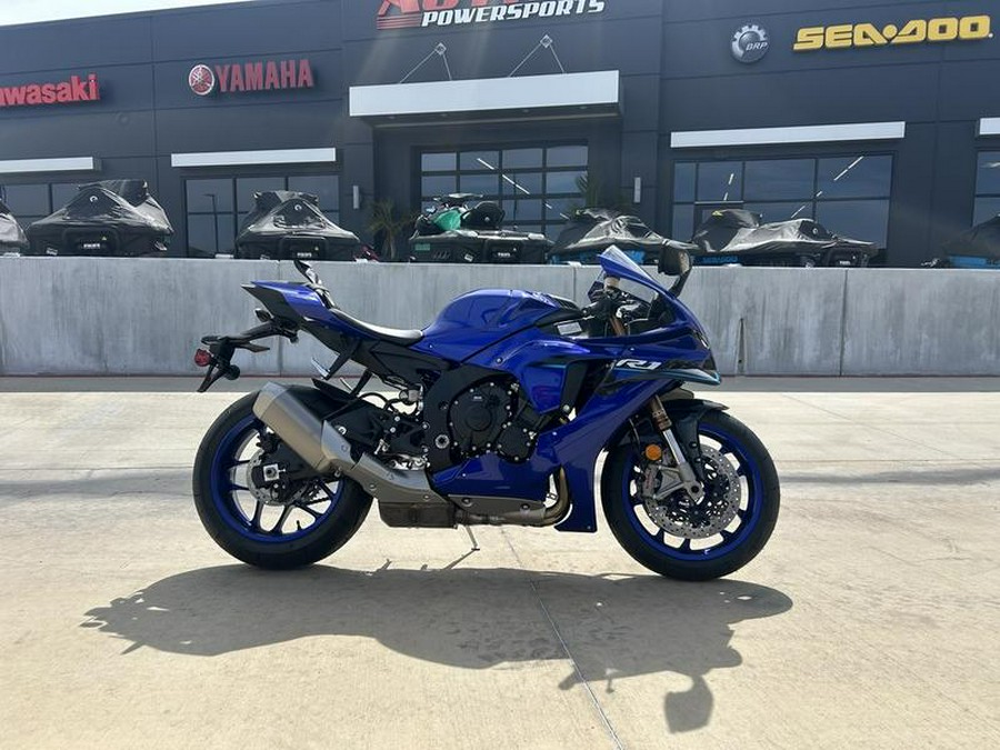 2026 Yamaha YZF-R1