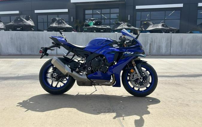 2026 Yamaha YZF-R1
