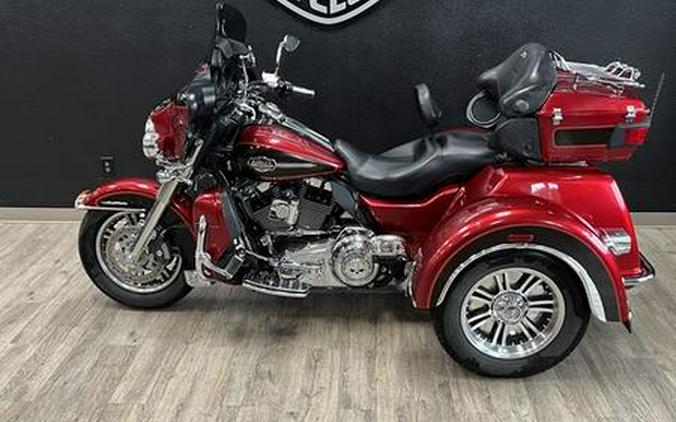 2012 Harley-Davidson® FLHTCUTG - Tri Glide® Ultra Classic®