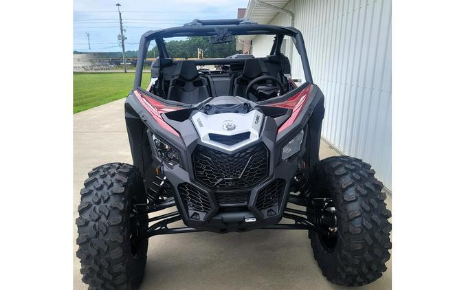 2023 Can-Am Defender MAX XT HD10