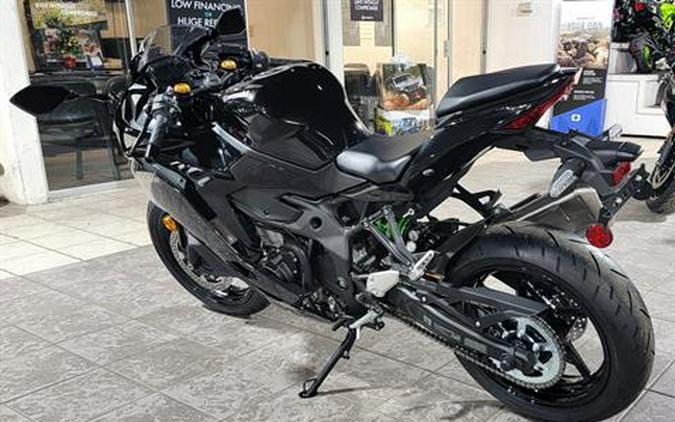 2024 Kawasaki Ninja ZX-4RR ABS