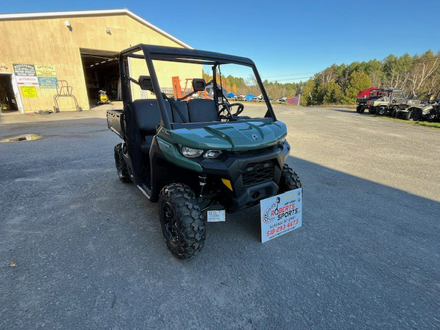 2025 Can-Am Defender DPS HD9