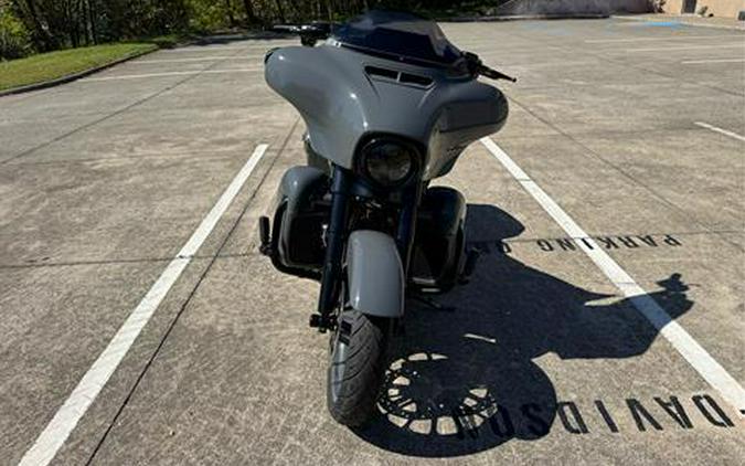 2018 Harley-Davidson CVO Street Glide